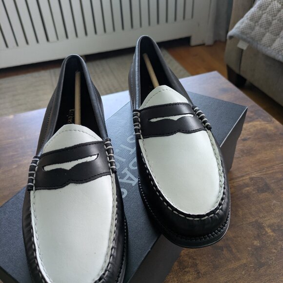 G.H. Bass weejuns loafers. Women's size 8 - Picture 2 of 4